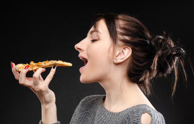 Entenda a relação entre saúde bucal e alimentação